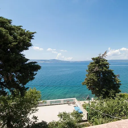 Josip By The Sea Apartment Novi Vinodolski