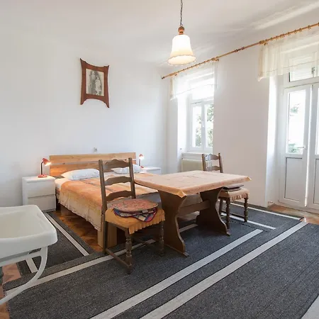 Josip By The Sea Appartement Novi Vinodolski