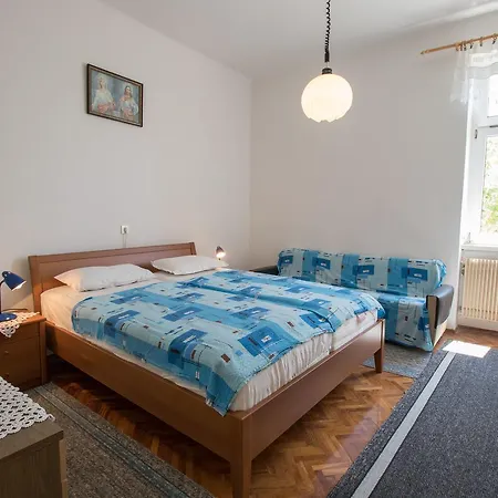 Josip By The Sea Apartment Novi Vinodolski